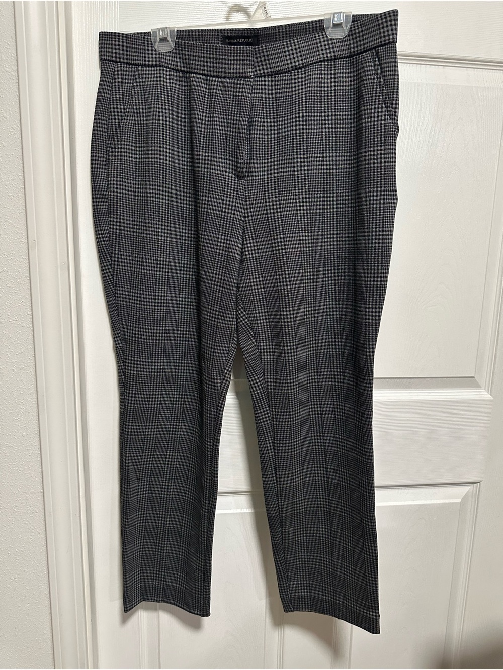 Banana Republic Plaid Straight Leg Trouser Pants Black Gray Size 14